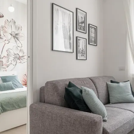 Apartment Brera Charming R&r